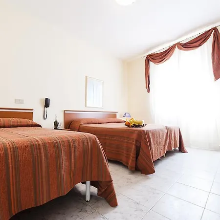 Ariana 2* Gaeta