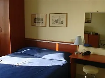 Ariana Hotel